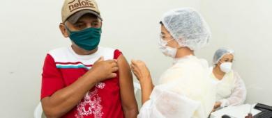 Prefeitura de Maceió abre novos pontos de vacinação nesta segunda-feira (10)
