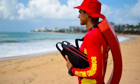 Número de afogamentos em praias de Alagoas aumenta 64,3% em 2021